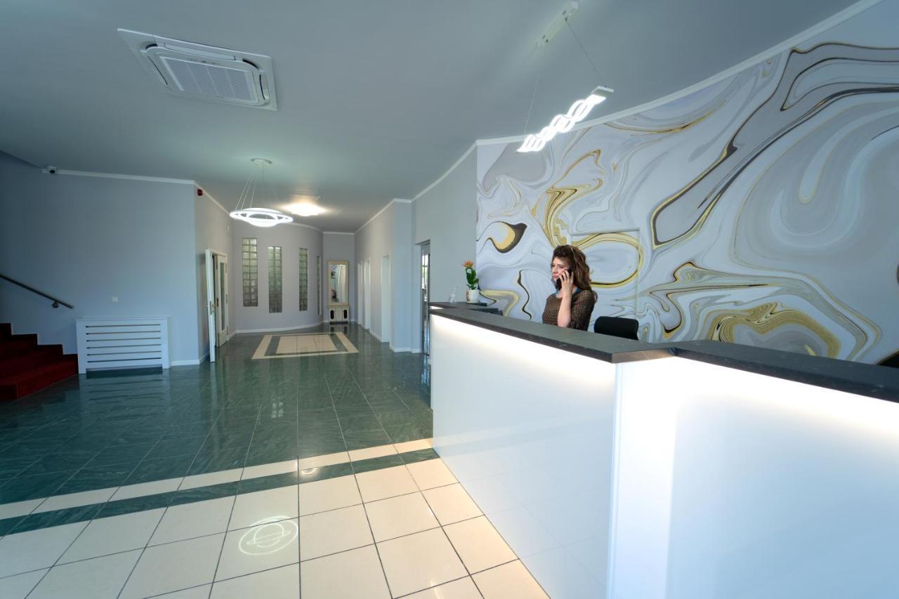 Hotel Strelitia Timisoara Esterno foto