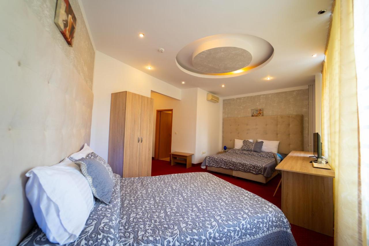 Hotel Strelitia Timisoara Esterno foto